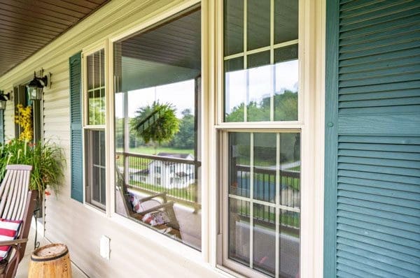 Aspect™ Double Hung Windows With Cottage Grids